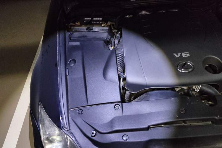 Used Lexus IS 2011 250 Sport Edition Engine Bay Right