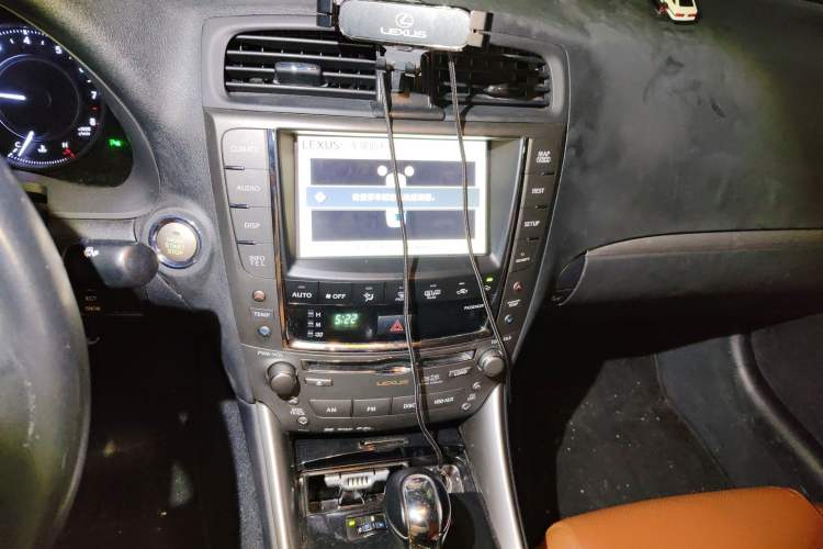 Used Lexus IS 2011 250C Audio And AC Panel