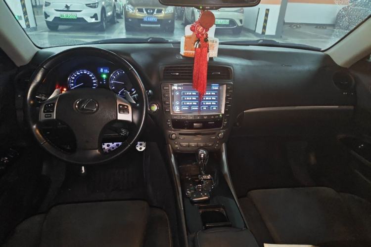 Used Lexus IS 2011 250 Sport Edition Center Console