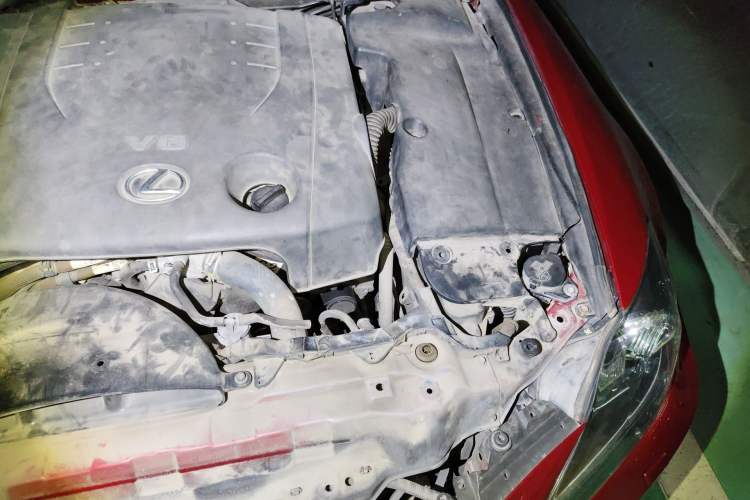 Used Lexus IS 2011 250C Engine Bay Left