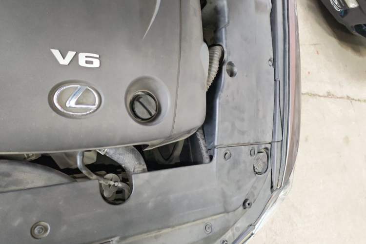 Used Lexus IS 2011 250 Elite Edition Engine Bay Left