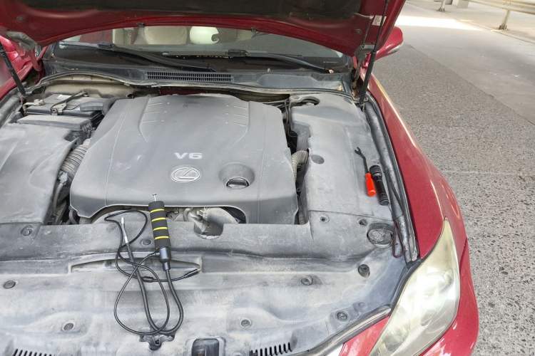 Used Lexus IS 2011 250 Sport Edition Engine Bay Left