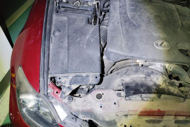 Used Lexus IS 2011 250C Engine Bay Right