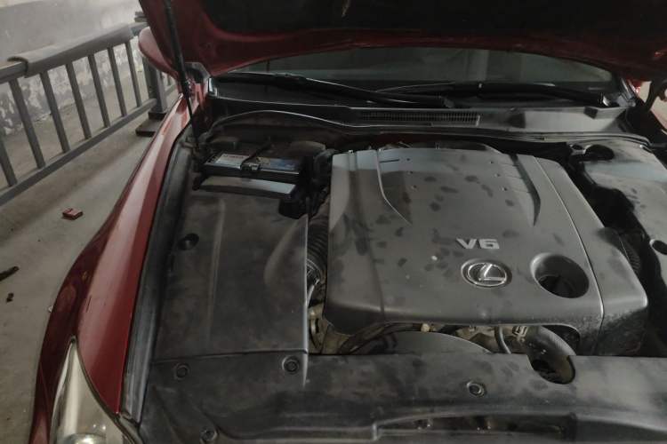 Used Lexus IS 2011 250 Sport Edition Engine Bay Right