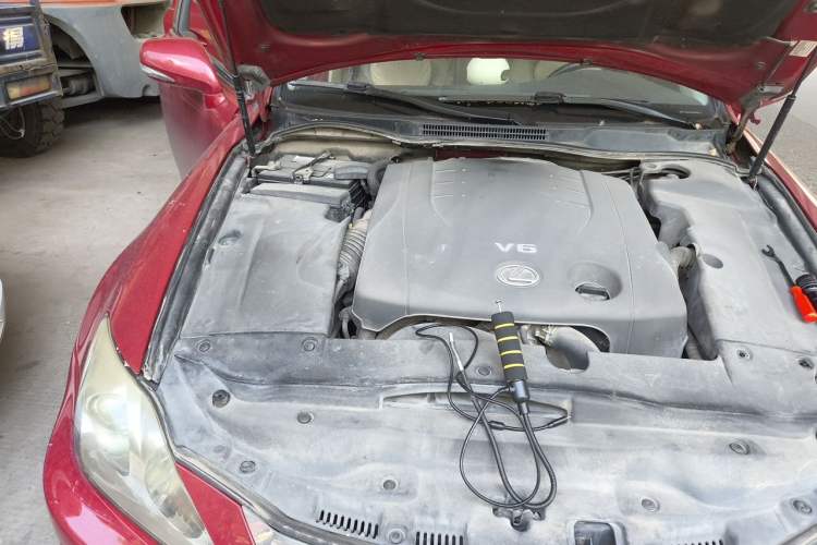 Used Lexus IS 2011 250 Sport Edition Engine Bay Right