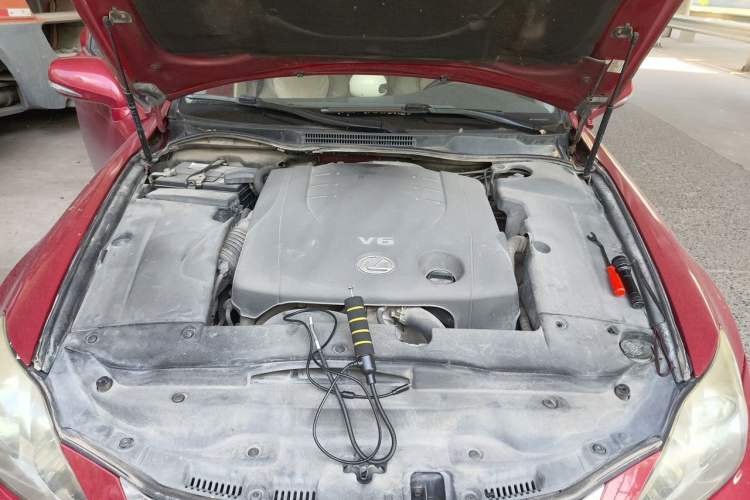 Used Lexus IS 2011 250 Sport Edition Engine Bay