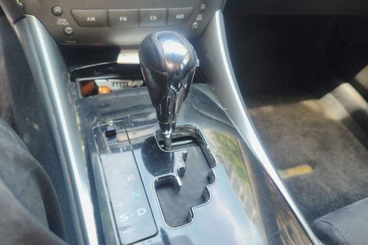 Used Lexus IS 2011 250 Sport Edition Gear Lever