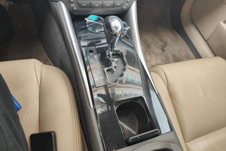 Used Lexus IS 2011 250 Windstorm Edition Gear Lever