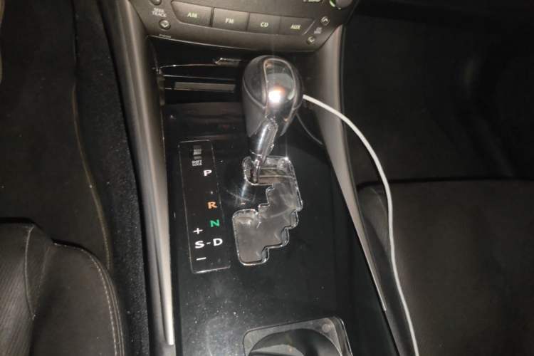 Used Lexus IS 2011 250 Sport Edition Gear Lever