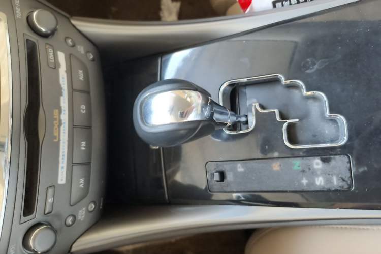 Used Lexus IS 2011 250 Sport Edition Gear Lever