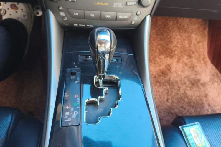 Used Lexus IS 2011 250C Gear Lever
