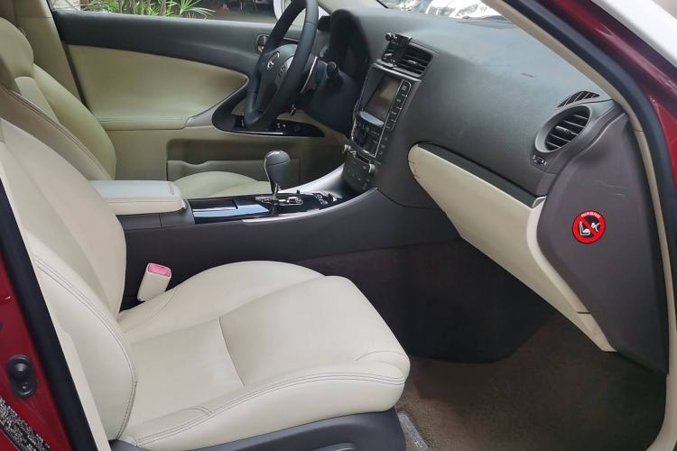 Used Lexus IS 2011 250 Xuan Dong Edition Interior 4