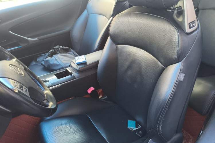 Used Lexus IS 2011 250C Left Front Seat