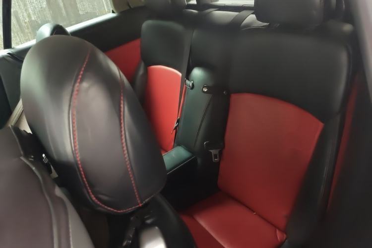 Used Lexus IS 2011 250C Left Rear Seat