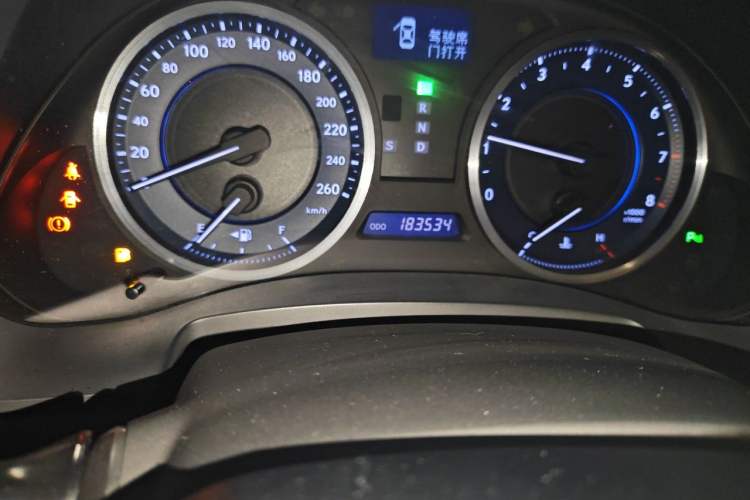 Used Lexus IS 2011 250 Sport Edition Odometer Close Up