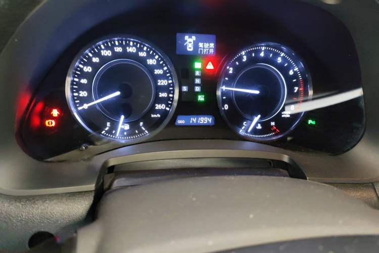 Used Lexus IS 2011 250C Odometer Close Up