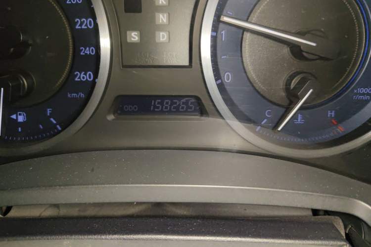 Used Lexus IS 2011 250 Xuan Dong Edition Odometer Close Up