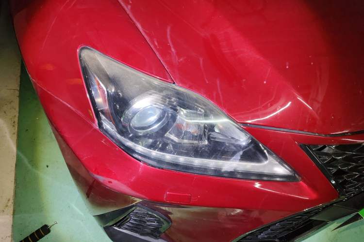 Used Lexus IS 2011 250C Right Front Headlight