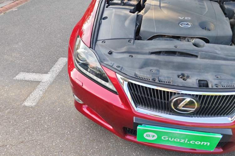Used Lexus IS 2011 250C Right Front Headlight