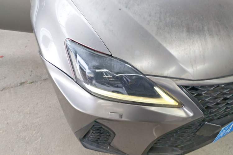 Used Lexus IS 2011 250 Elite Edition Right Front Headlight