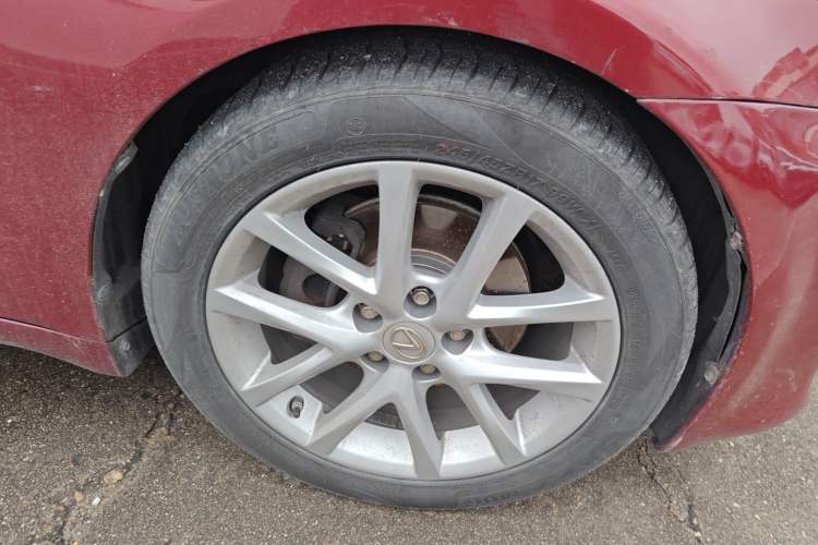 Used Lexus IS 2011 250 Sport Edition Right Front Wheel Hub