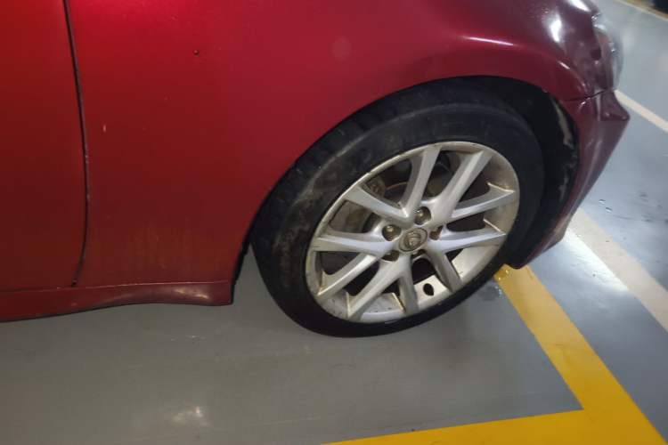 Used Lexus IS 2011 250 Sport Edition Right Front Wheel Hub