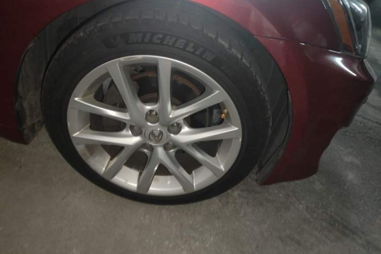 Used Lexus IS 2011 250 Sport Edition Right Front Wheel Hub