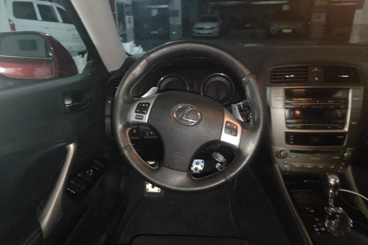 Used Lexus IS 2011 250 Sport Edition Steering Wheel