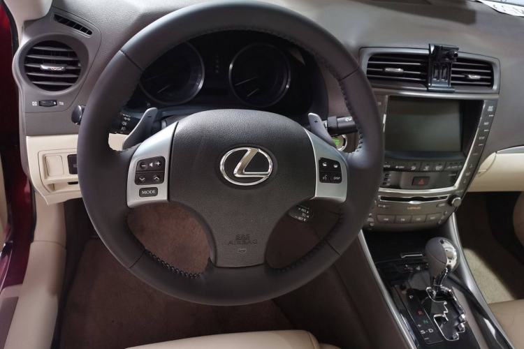 Used Lexus IS 2011 250 Xuan Dong Edition Steering Wheel