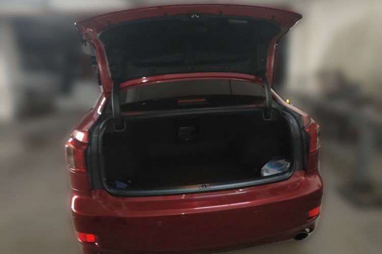 Used Lexus IS 2011 250 Sport Edition Trunk
