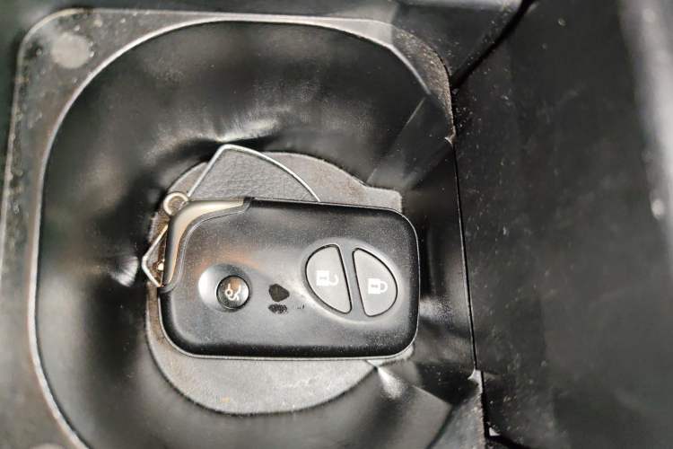 Used Lexus IS 2011 250C Vehicle Key