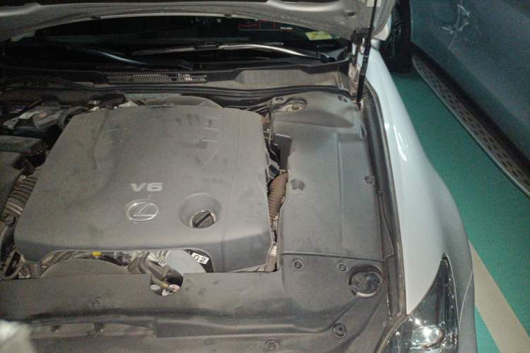 Used Lexus IS 2011 250 Elite Edition Engine Bay Left