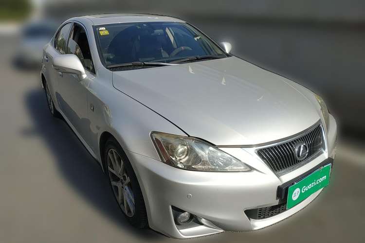 Used Lexus IS 2011 250 Sport Edition Front Right 45 Deg