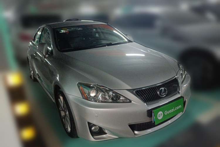 Used Lexus IS 2011 250 Elite Edition Front Right 45 Deg