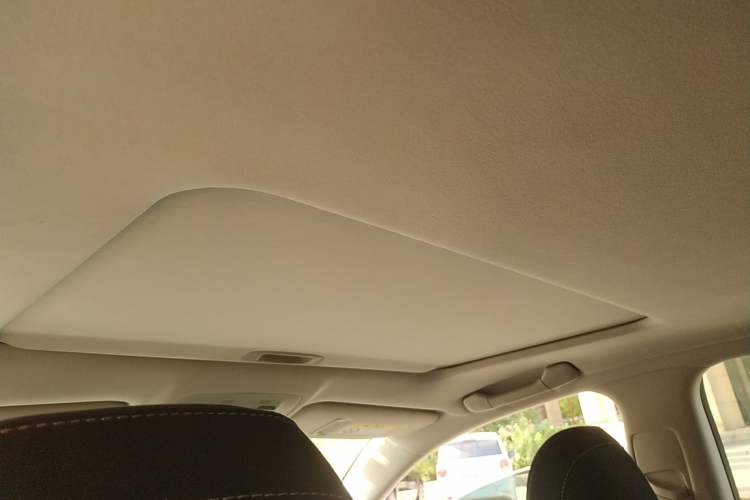 Used Lexus IS 2011 250 Sport Edition Headliner