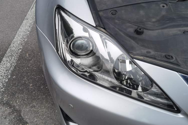 Used Lexus IS 2011 250 Sport Edition Right Front Headlight
