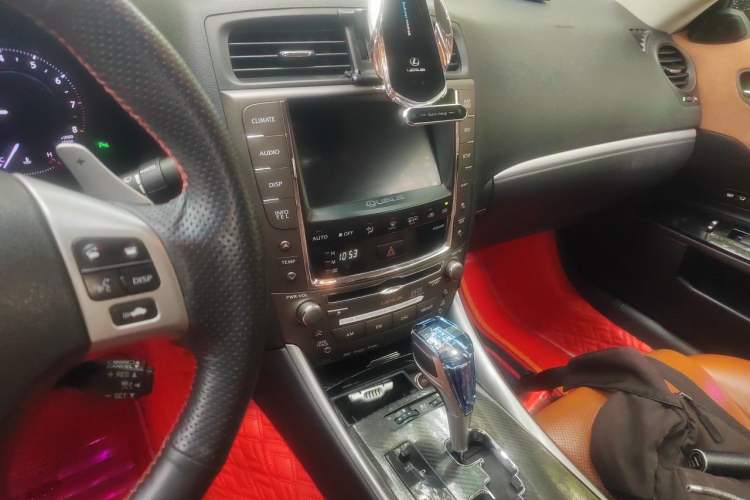 Used Lexus IS 2011 250C Audio And AC Panel