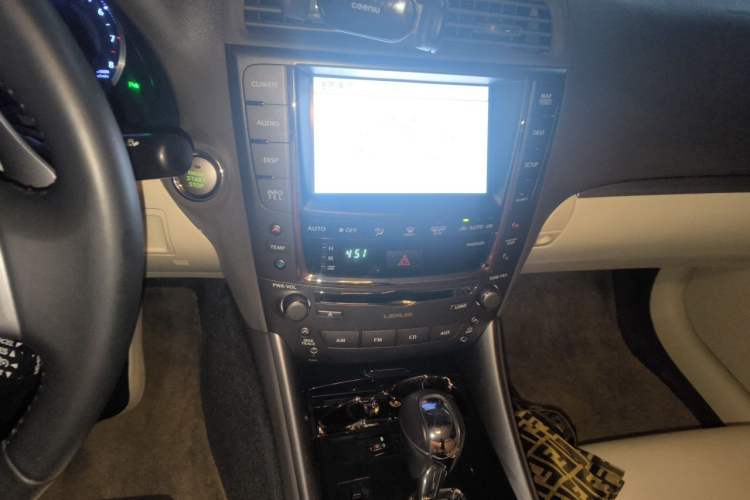 Used Lexus IS 2011 250 Windstorm Edition Audio And AC Panel