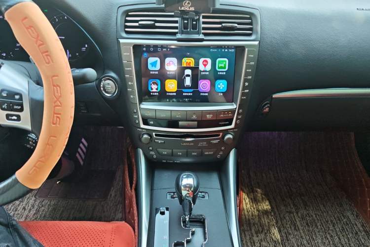 Used Lexus IS 2011 250C Audio And AC Panel