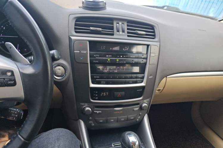 Used Lexus IS 2011 250 Sport Edition Audio And AC Panel