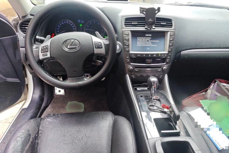 Used Lexus IS 2011 250 Sport Edition Center Console