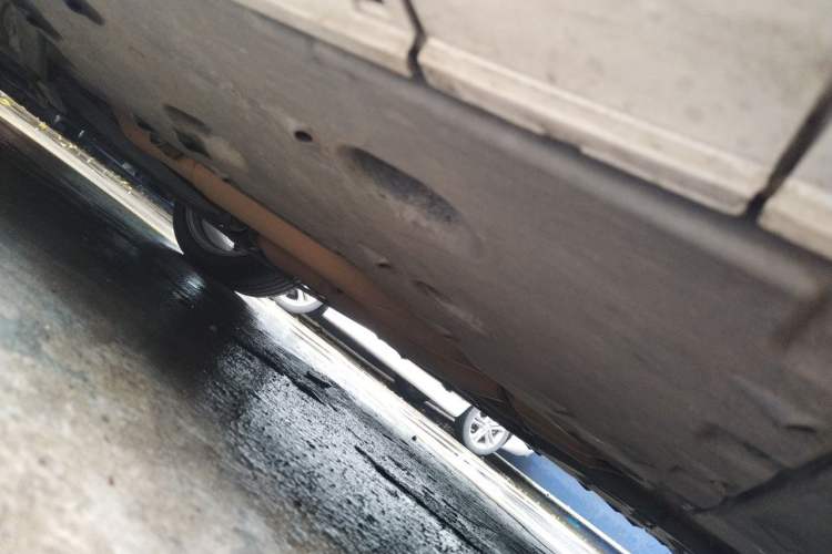 Used Lexus IS 2011 250C Chassis Front Left