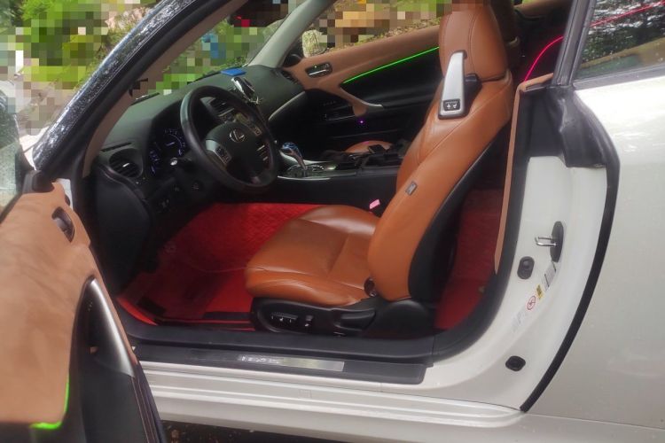 Used Lexus IS 2011 250C Driver Seat
