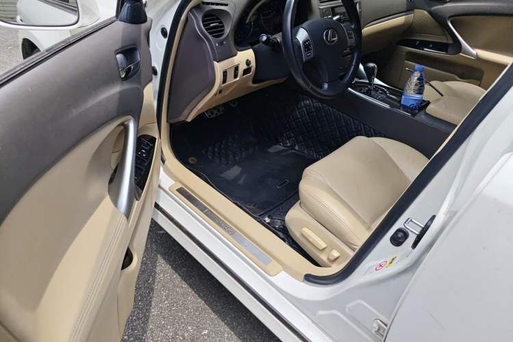 Used Lexus IS 2011 250 Sport Edition Driver Seat