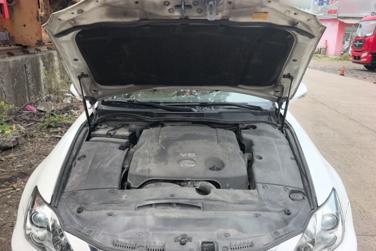 Used Lexus IS 2011 250 Sport Edition Engine Bay
