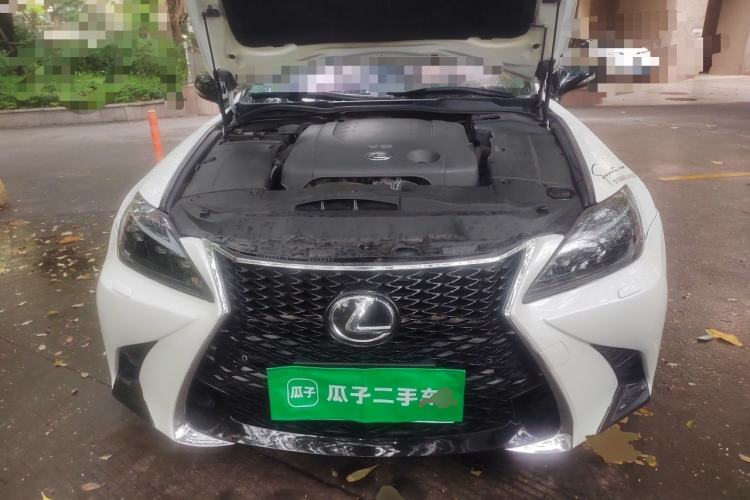 Used Lexus IS 2011 250C Engine Bay