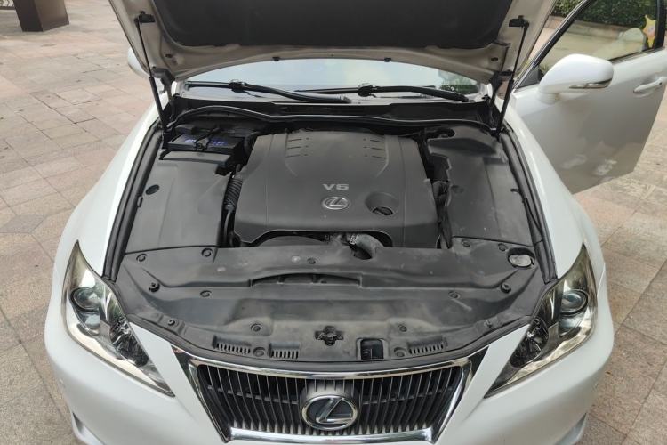 Used Lexus IS 2011 250 Elite Edition Engine Bay