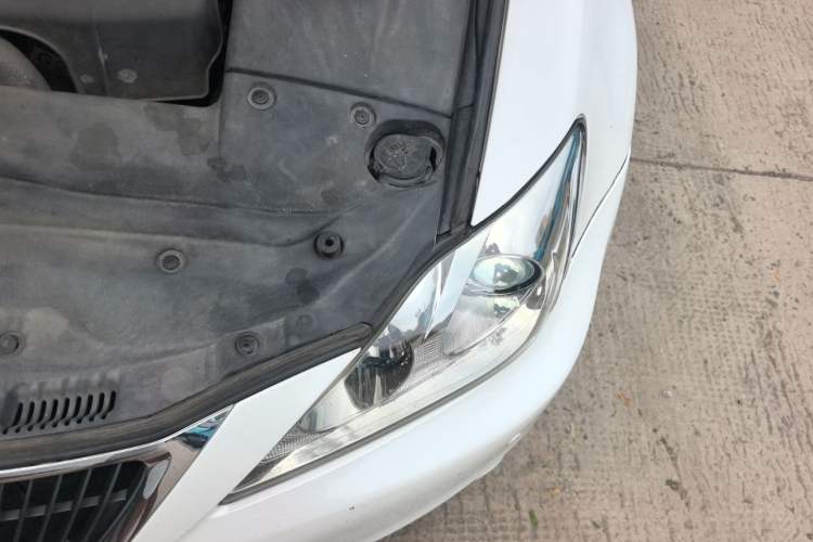 Used Lexus IS 2011 250 Sport Edition Engine Bay Left