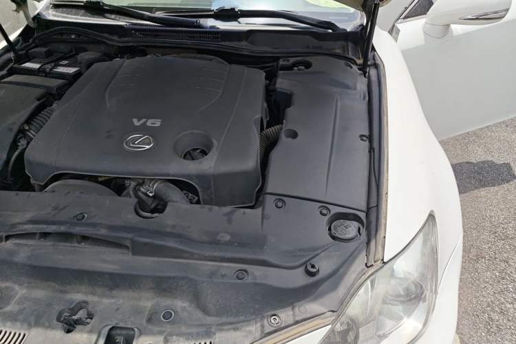 Used Lexus IS 2011 250 Sport Edition Engine Bay Left