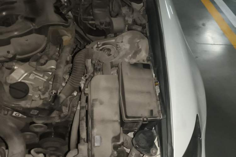 Used Lexus IS 2011 250 Sport Edition Engine Bay Left